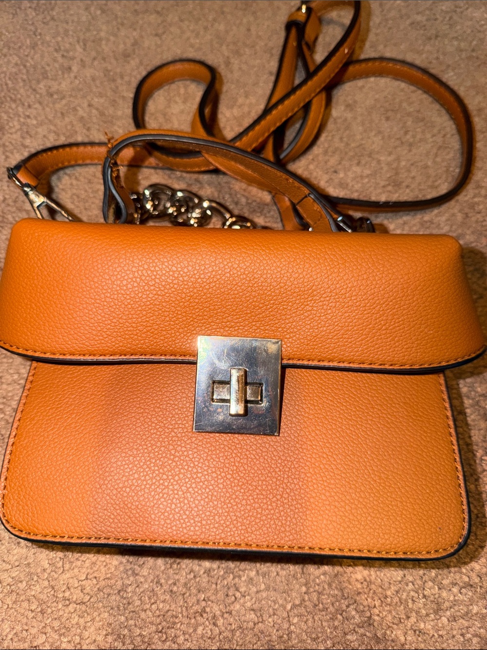 Women's Leather Crossbody Bag in Cognac Brown